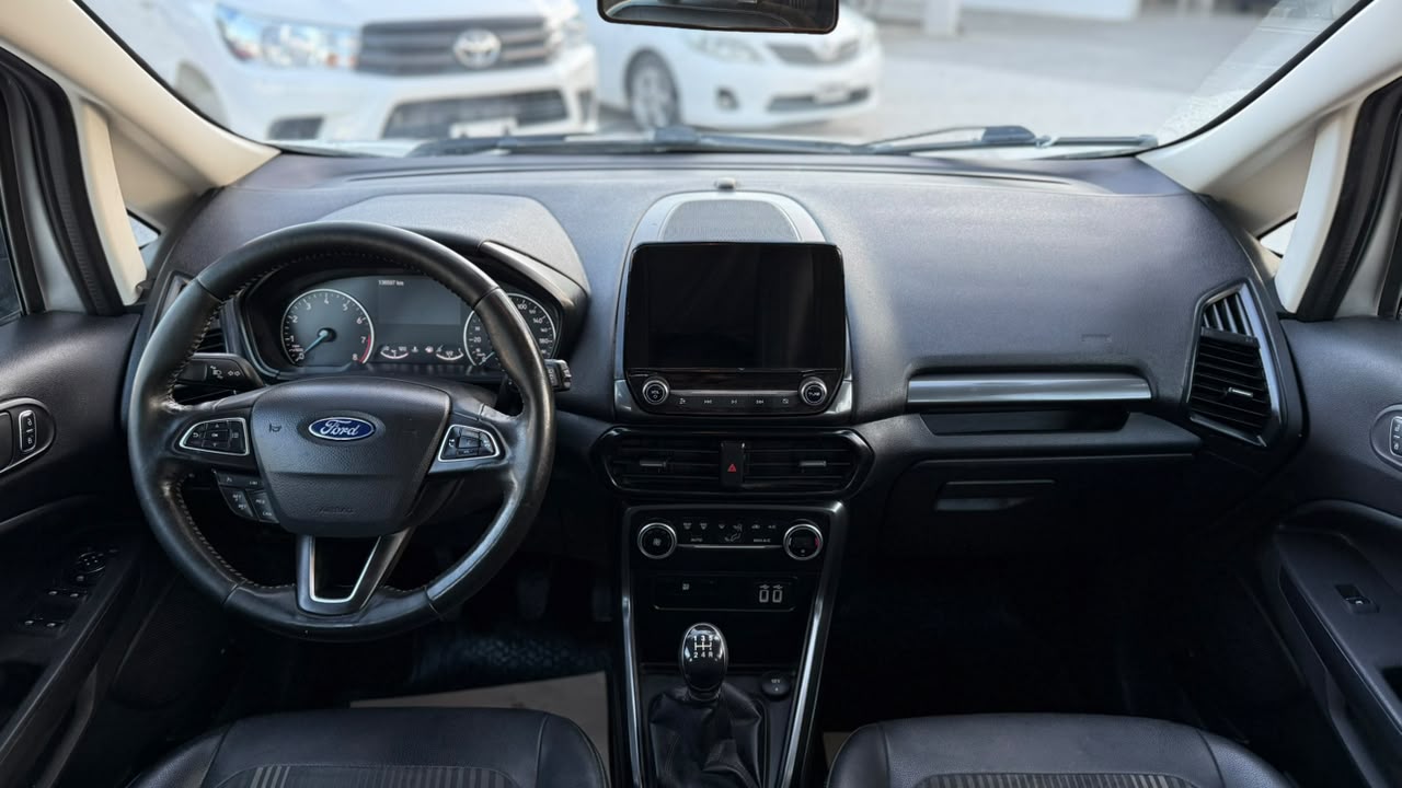 FORD - ECO SPORT FREESTYLE   CON GNC  - MANUAL  - 2017